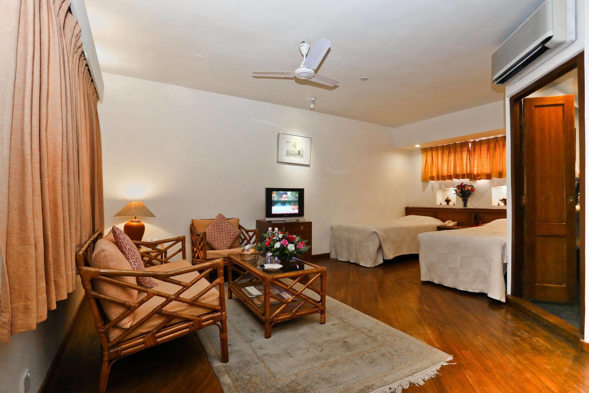 Summit Hotel Lalitpur Exterior photo